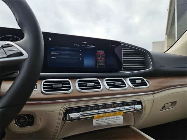 Thumbnail: 2026 Mercedes-Benz GLE - 29