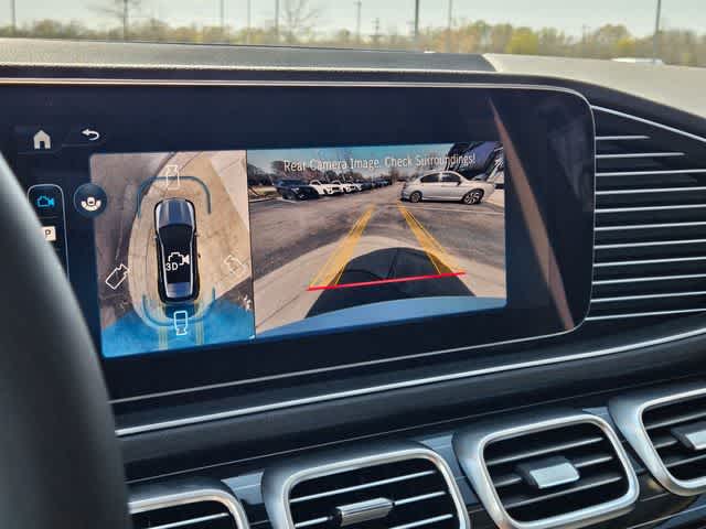 Thumbnail: 2026 Mercedes-Benz GLE - 29