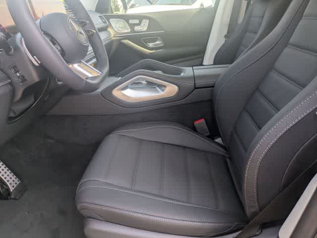 Thumbnail: 2026 Mercedes-Benz GLS - 15