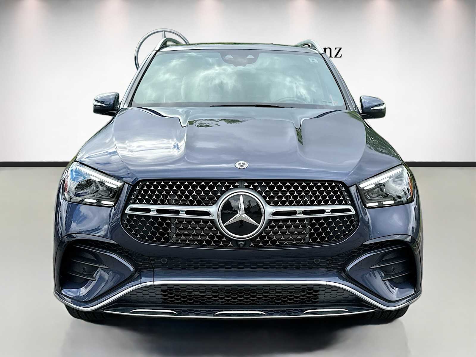 Thumbnail: 2024 Mercedes-Benz GLE - 2