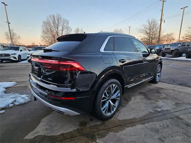 Thumbnail: 2025 Audi Q8 - 8