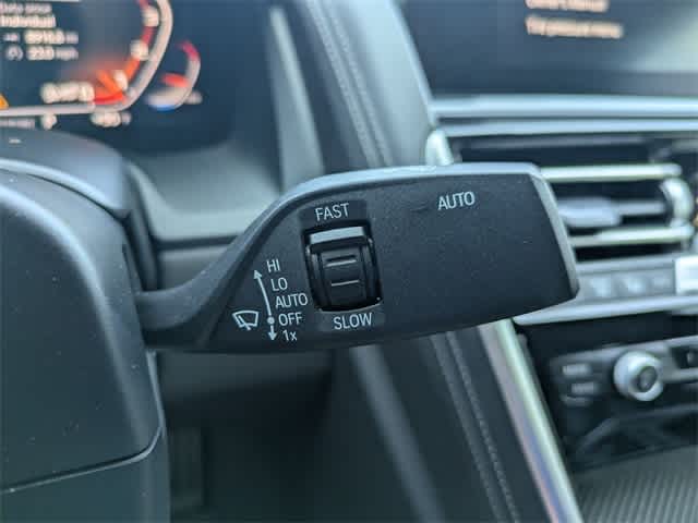 Thumbnail: 2022 BMW 8 Series - 26