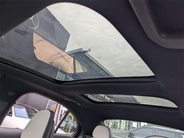 Thumbnail: 2026 Mercedes-Benz E-Class - 19