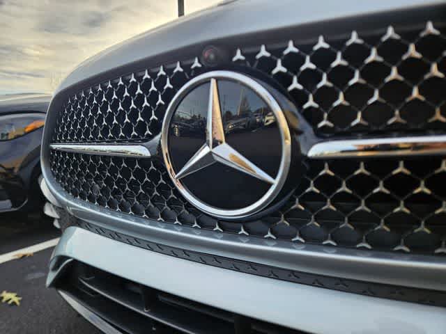 Thumbnail: 2026 Mercedes-Benz CLE - 10