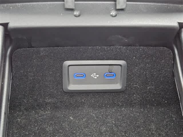 Thumbnail: 2024 Mercedes-Benz S-Class - 33