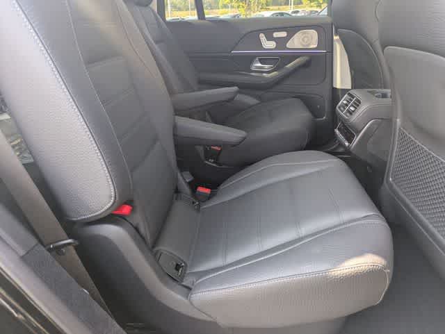 Thumbnail: 2026 Mercedes-Benz GLS - 20