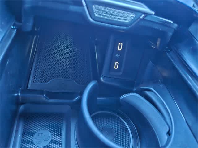 Thumbnail: 2026 Mercedes-Benz GLC - 28