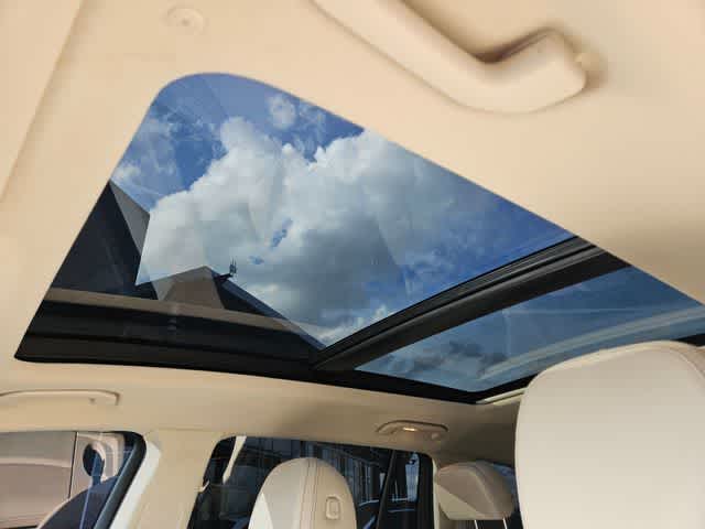 Thumbnail: 2024 Mercedes-Benz GLS - 15