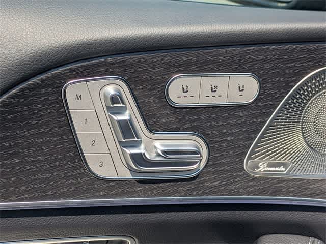 Thumbnail: 2025 Mercedes-Benz GLS - 17