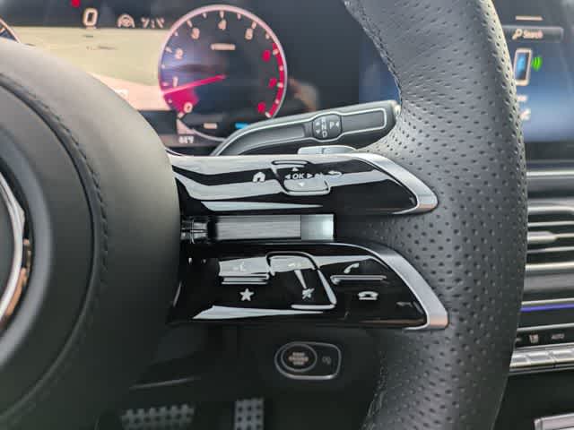 Thumbnail: 2026 Mercedes-Benz GLS - 28