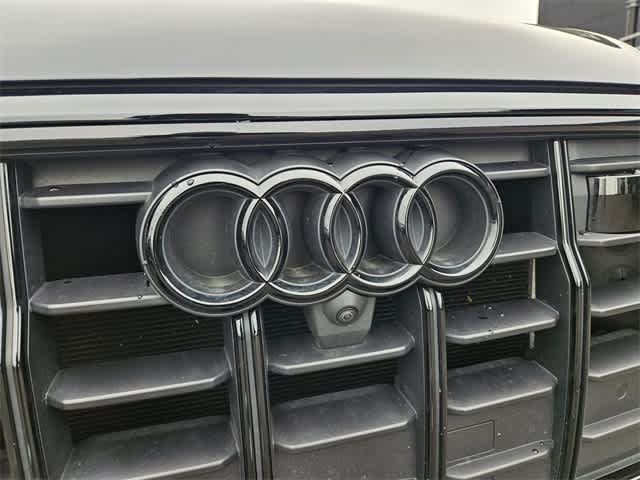 Thumbnail: 2023 Audi SQ8 - 11