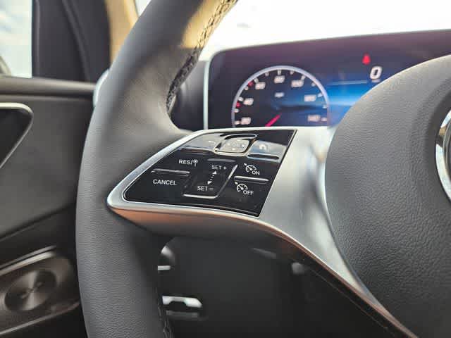 Thumbnail: 2026 Mercedes-Benz GLC - 28