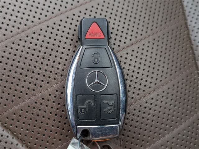 Thumbnail: 2014 Mercedes-Benz S-Class - 35