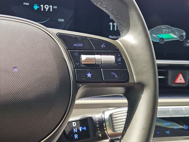 Thumbnail: 2023 Hyundai Ioniq 6 - 23