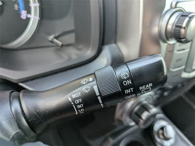 Thumbnail: 2016 Toyota 4Runner - 26