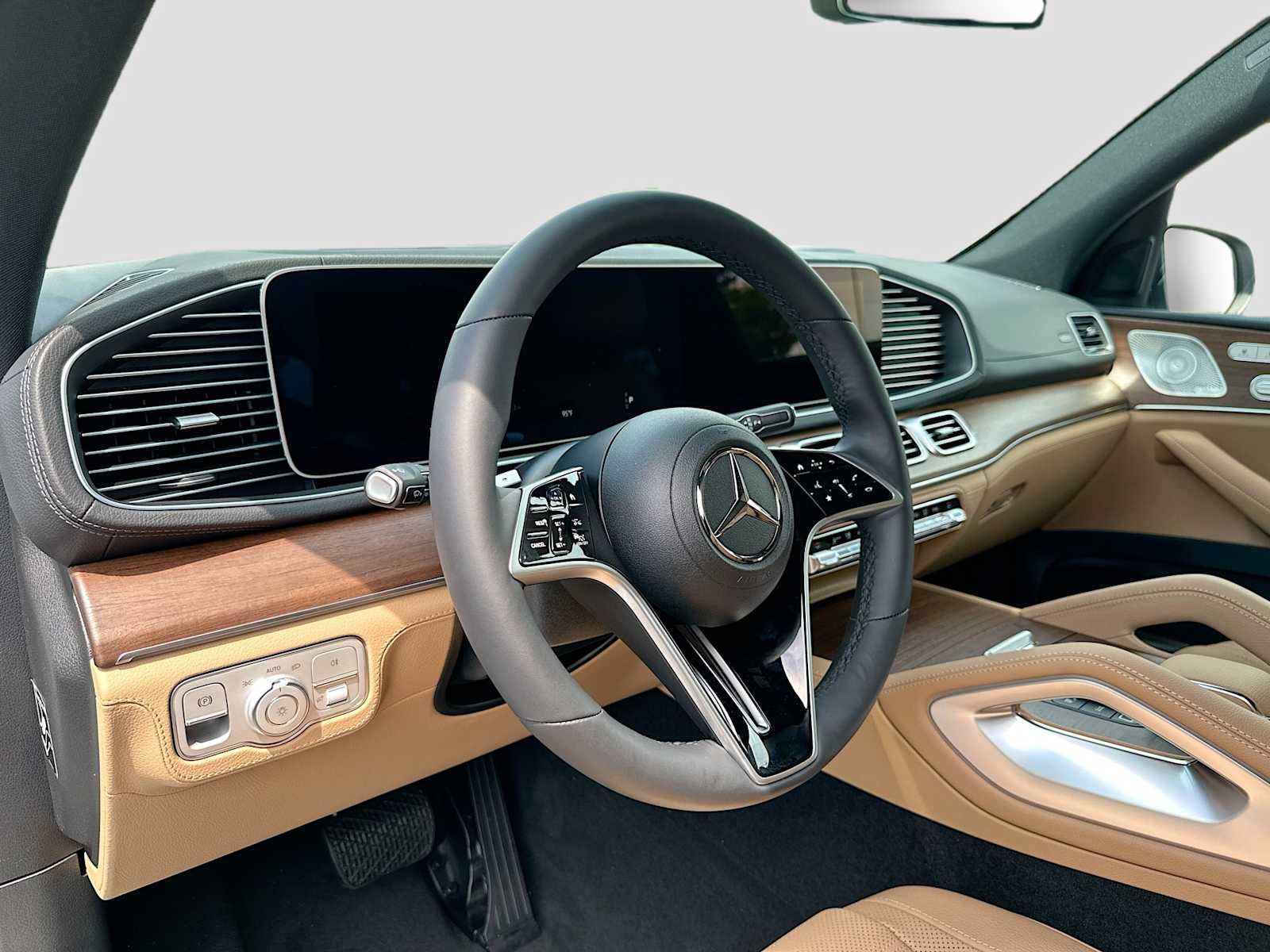 Thumbnail: 2026 Mercedes-Benz GLE - 9