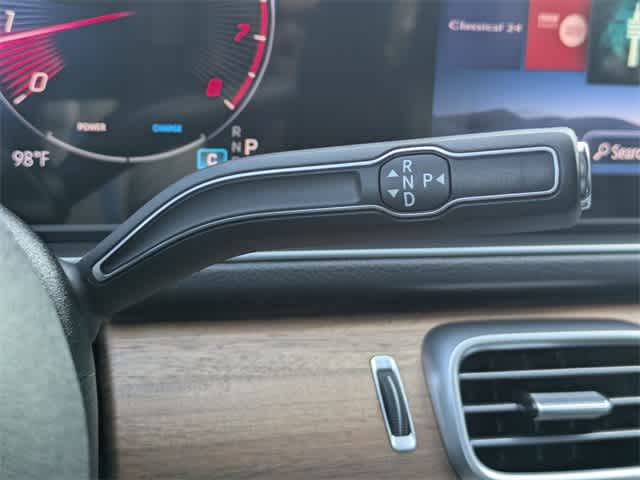 Thumbnail: 2025 Mercedes-Benz GLE - 32