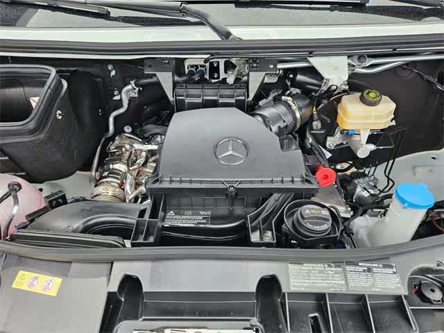 Thumbnail: 2026 Mercedes-Benz Sprinter - 14