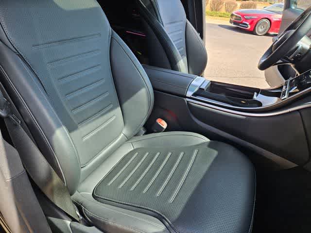 Thumbnail: 2025 Mercedes-Benz GLC - 24