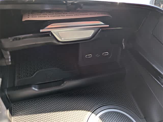 Thumbnail: 2026 Mercedes-Benz CLE - 30