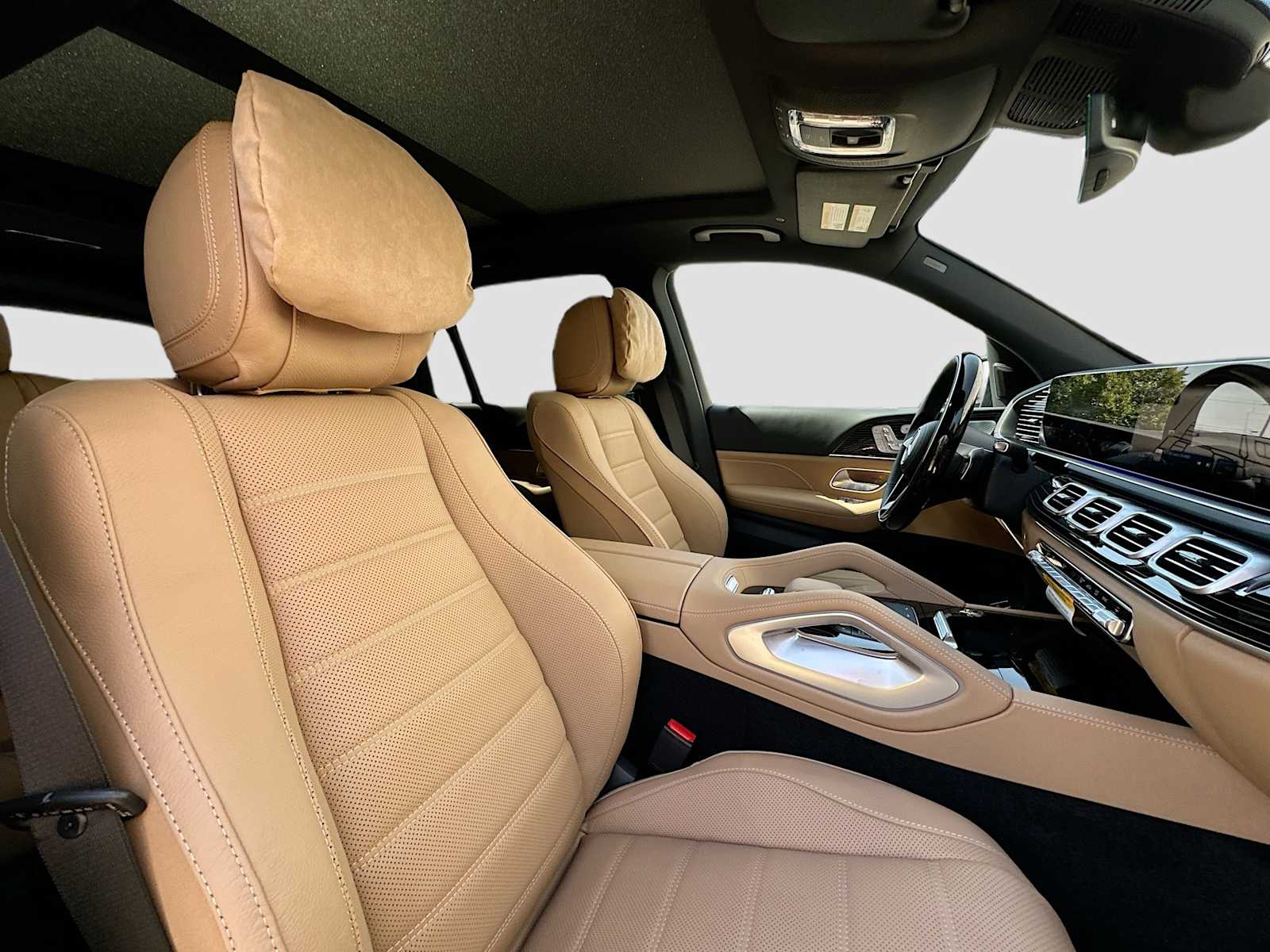 Thumbnail: 2026 Mercedes-Benz GLS - 31