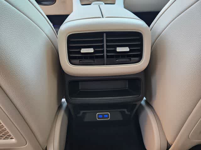 Thumbnail: 2026 Mercedes-Benz GLE - 15