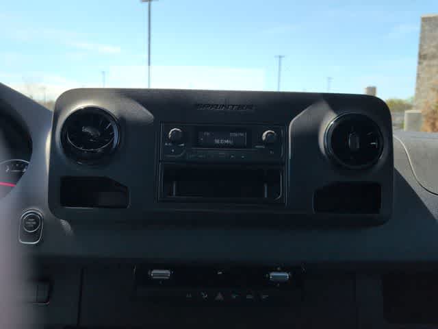 Thumbnail: 2026 Mercedes-Benz Sprinter - 25