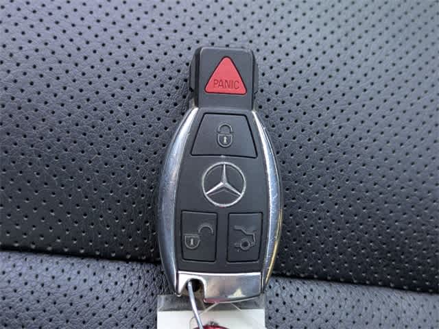 Thumbnail: 2012 Mercedes-Benz S-Class - 34