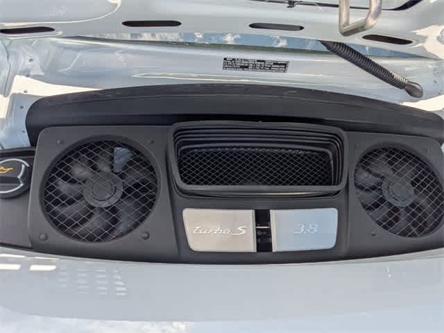 Thumbnail: 2019 Porsche 911 - 14