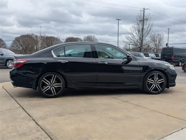 Thumbnail: 2016 Honda Accord - 9