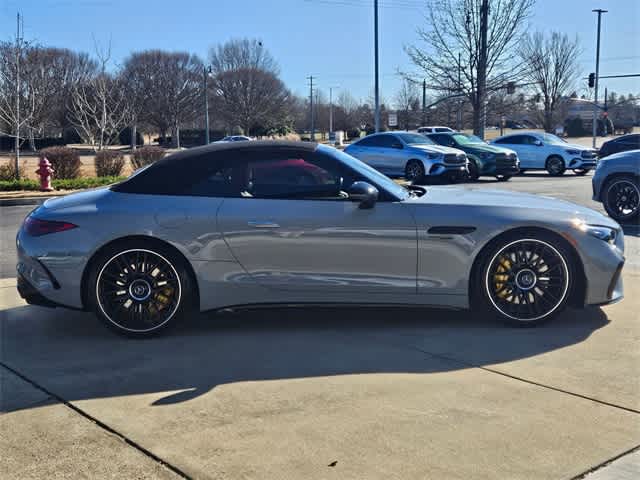 Thumbnail: 2022 Mercedes-Benz SL-Class - 10