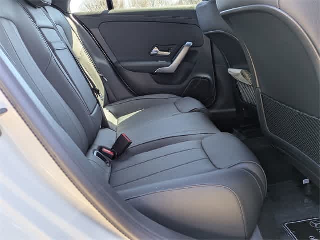 2025 Mercedes-Benz CLA 250 9
