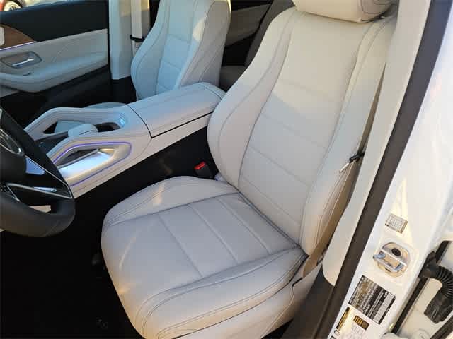 Thumbnail: 2026 Mercedes-Benz GLE - 16