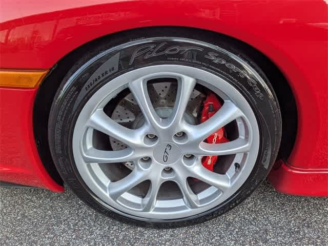 Thumbnail: 2004 Porsche 911 - 13