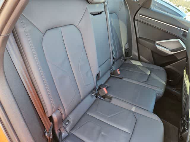 Thumbnail: 2025 Audi Q3 - 21