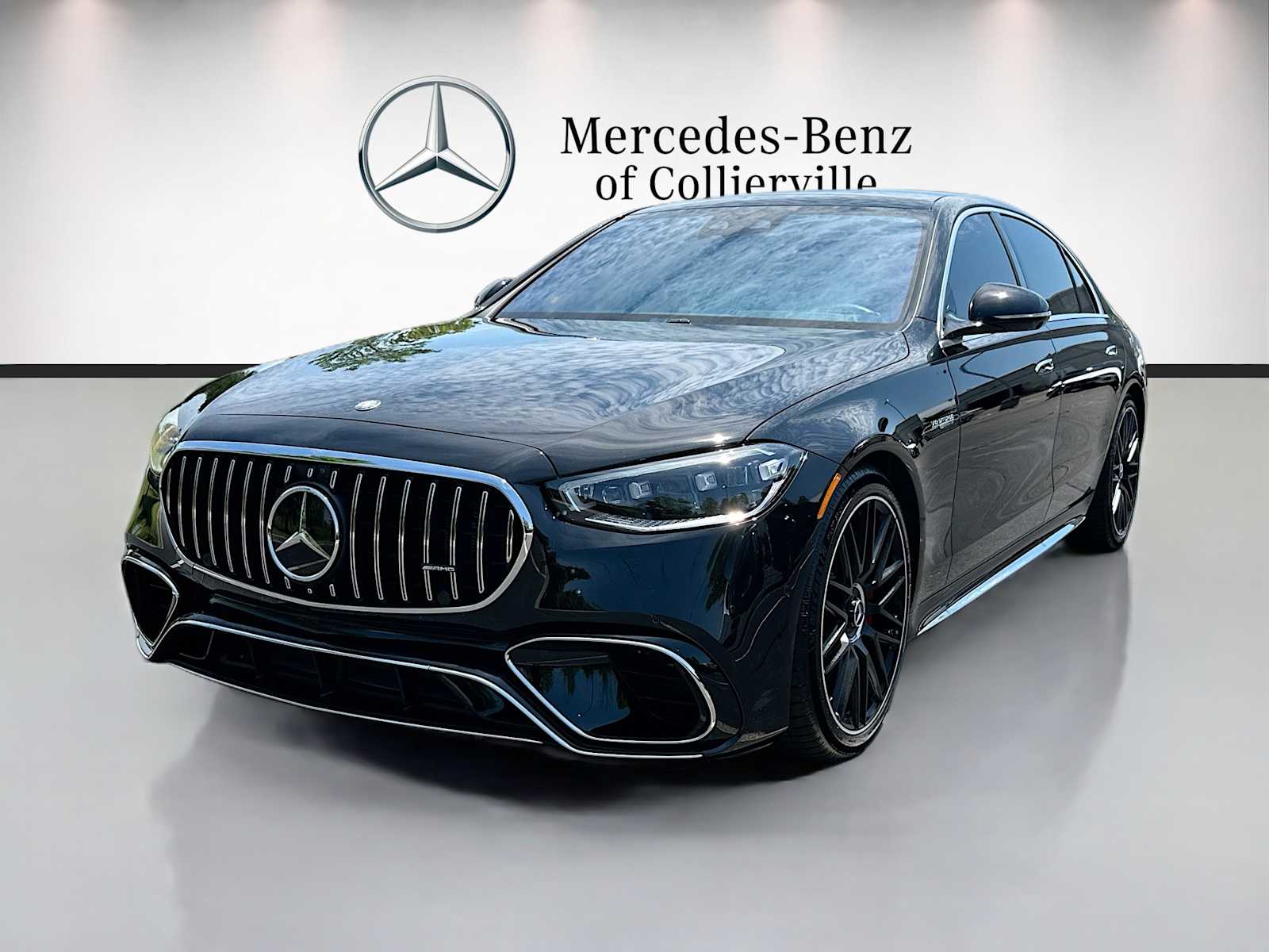 2025 Mercedes-Benz S-Class S 63 E-Performance's photo