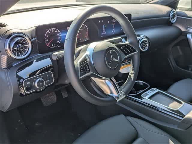 2025 Mercedes-Benz CLA 250 2