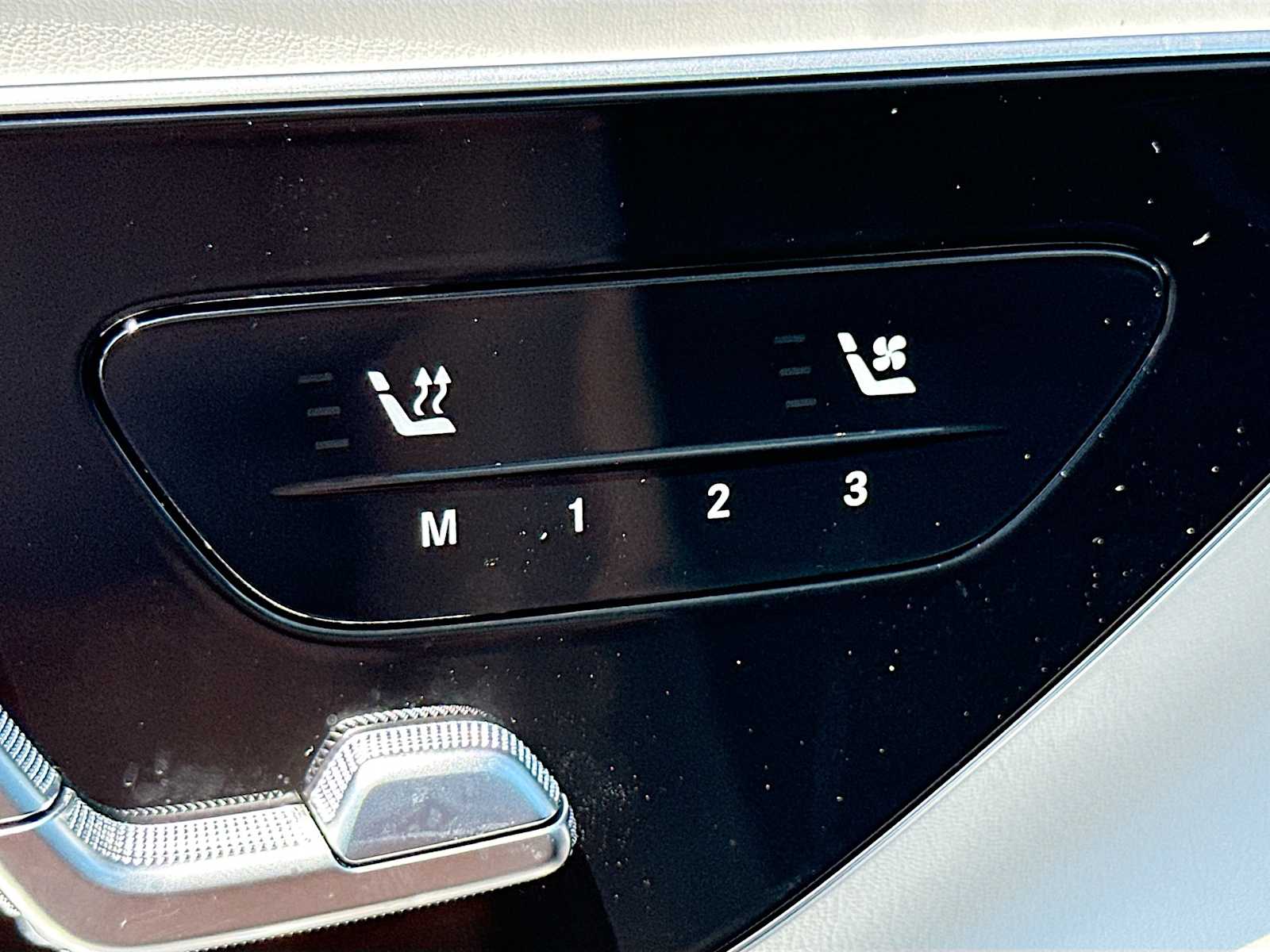 Thumbnail: 2026 Mercedes-Benz E-Class - 21