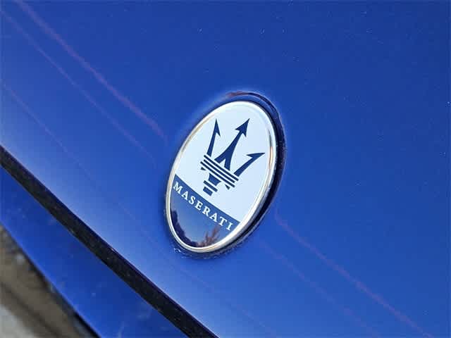 Thumbnail: 2022 Maserati Levante - 10