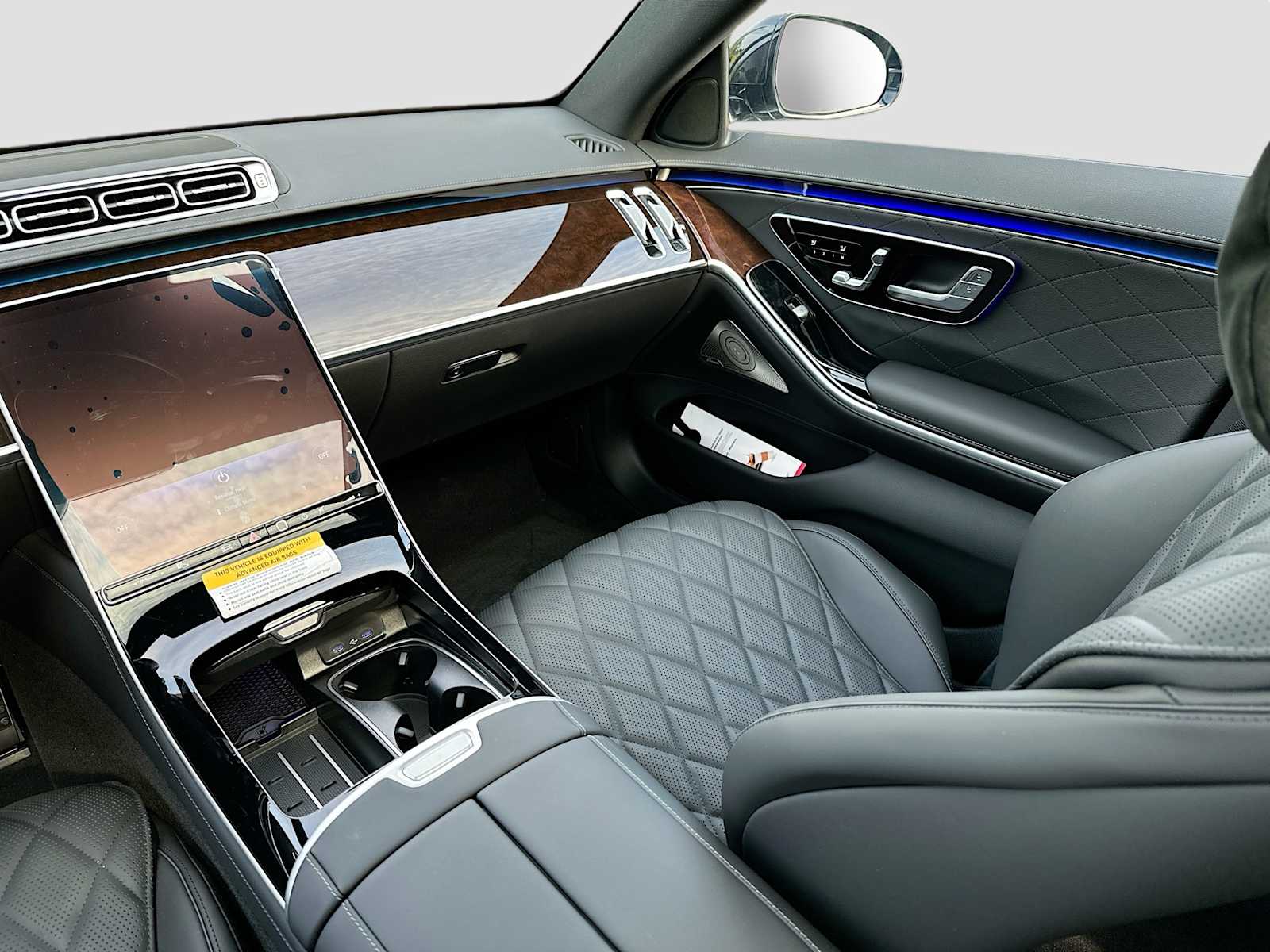 Thumbnail: 2026 Mercedes-Benz S-Class - 25