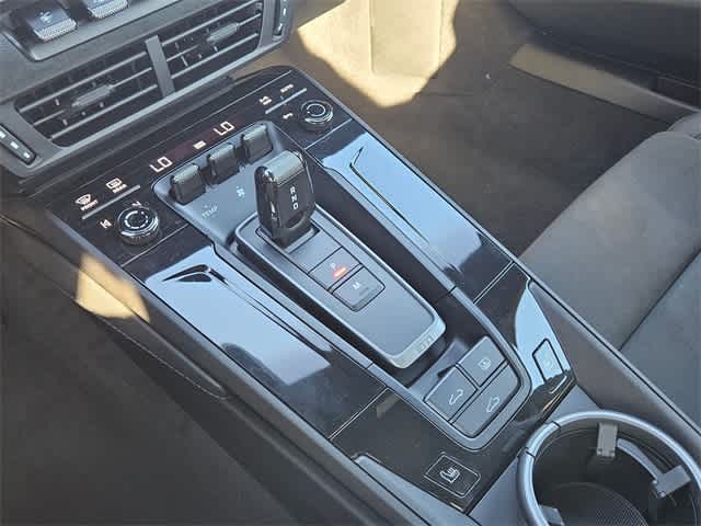 Thumbnail: 2025 Porsche 911 - 33