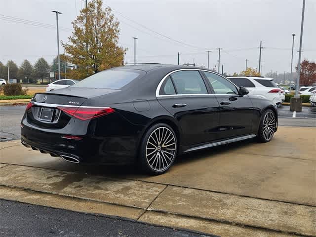 Thumbnail: 2022 Mercedes-Benz S-Class - 7