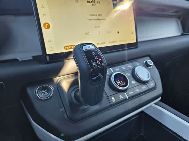 Thumbnail: 2025 Land Rover Defender - 35