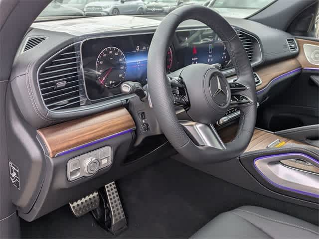 2025 Mercedes-Benz GLS 450 2