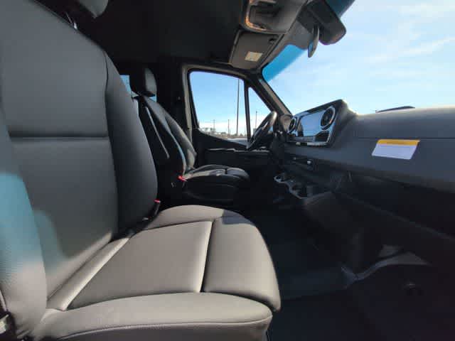 Thumbnail: 2026 Mercedes-Benz Sprinter - 20