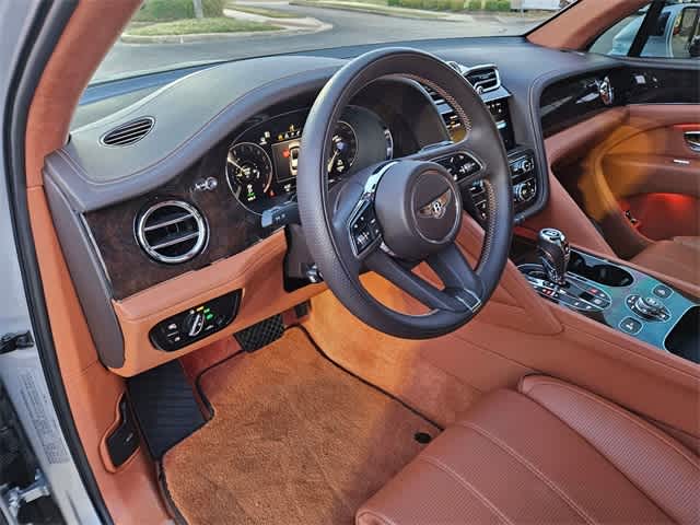 Thumbnail: 2023 Bentley Bentayga - 13