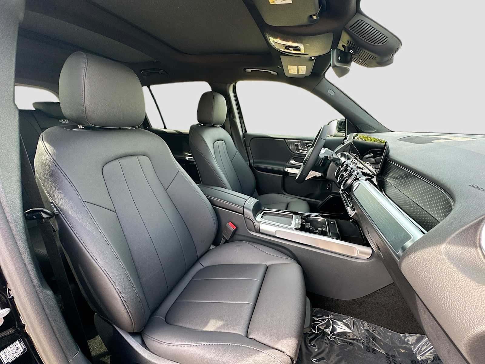 Thumbnail: 2026 Mercedes-Benz GLB - 28