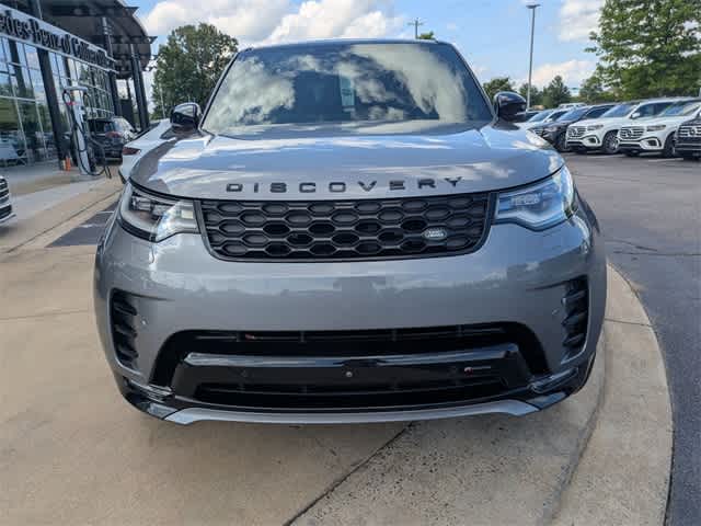 Thumbnail: 2023 Land Rover Discovery - 3