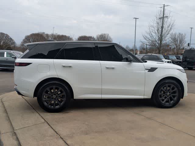Thumbnail: 2025 Land Rover Range Rover Sport - 10