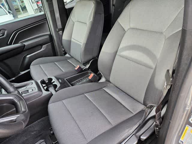 Thumbnail: 2023 Chevrolet Colorado - 15